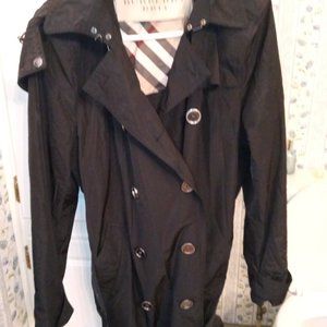 Burberry ladies coat with hood and belt